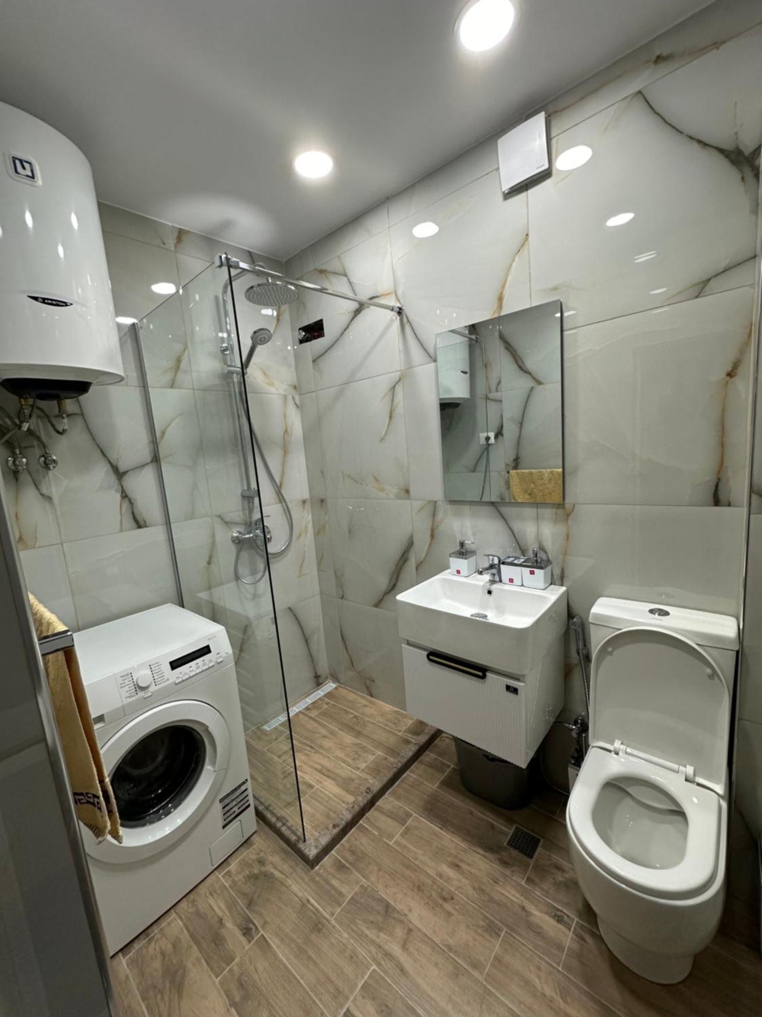 Midtown Cozy Apartment 티라나 외부 사진